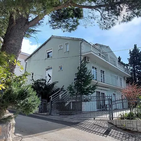 Smokvica Apartment
